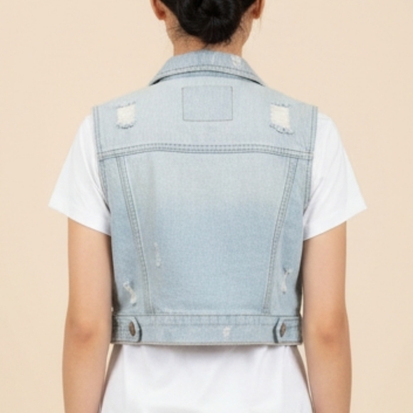 Denim Trucker Style Vest Womens Small Distressed Button Front Sleeveless Y2K New - Picture 3 of 16